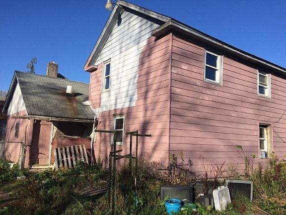 3rd image of 1053 County Road 8