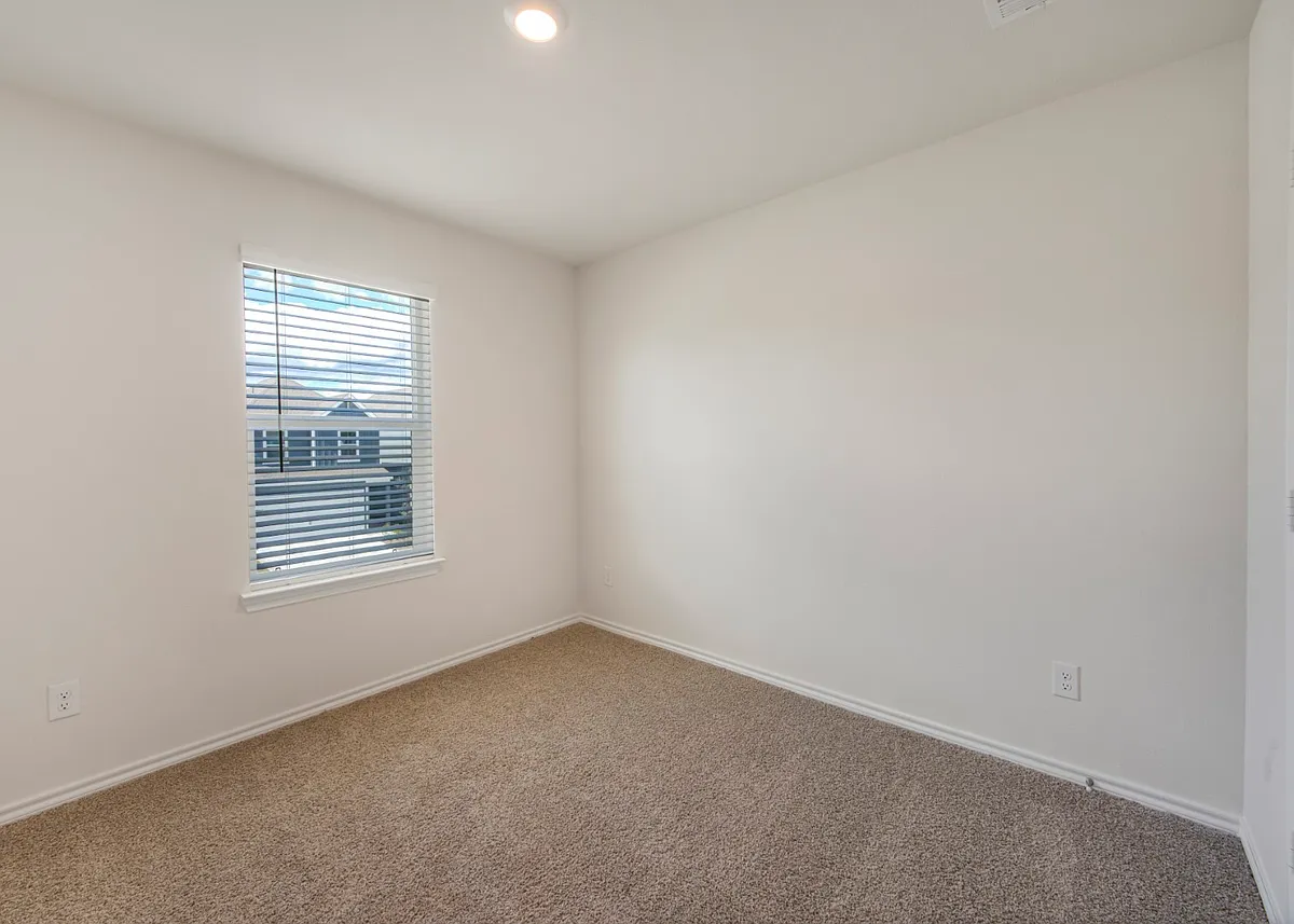 Building Photo - 1712 Bluebonnet Ln