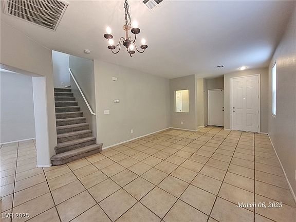 4th image of 6785 Antique Oak Ct