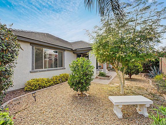 5th image of 22776 E VIA LAS BRISAS --
