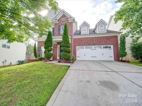 11409 Callahan Mill Dr, Charlotte, NC 28213