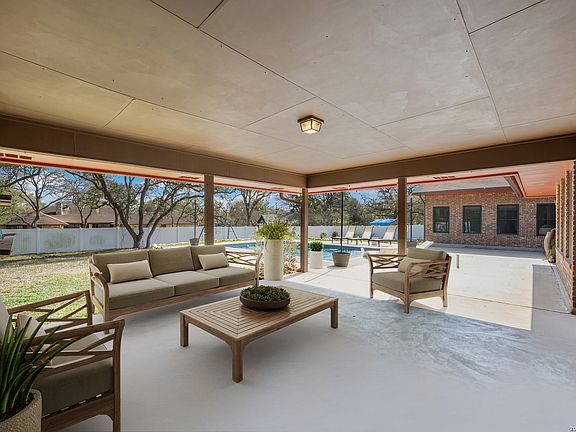 2nd image of 9616 Azalea Cir.