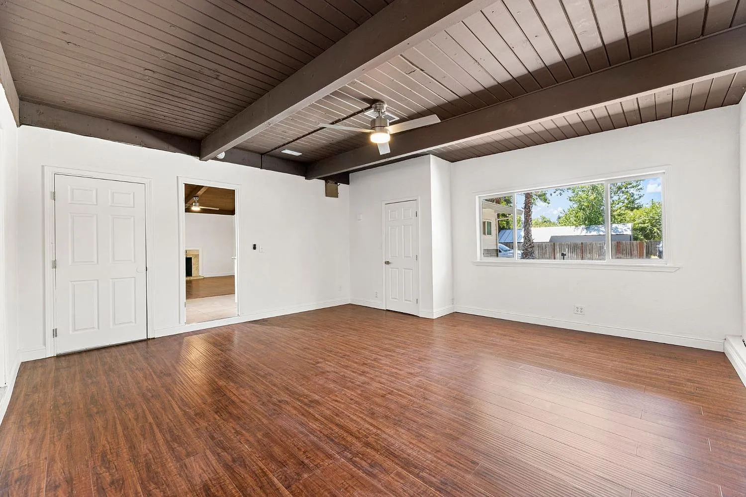 4 bed, 1600 sqft, $1,350 — Photo 3