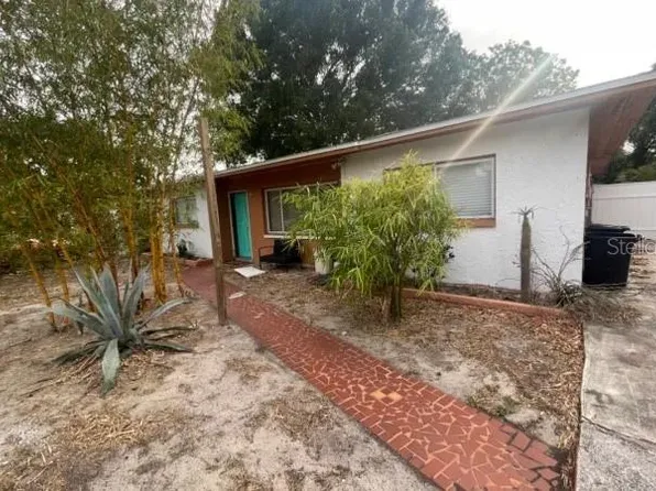 709 W Bayshore Dr, Tarpon Springs, FL 34689