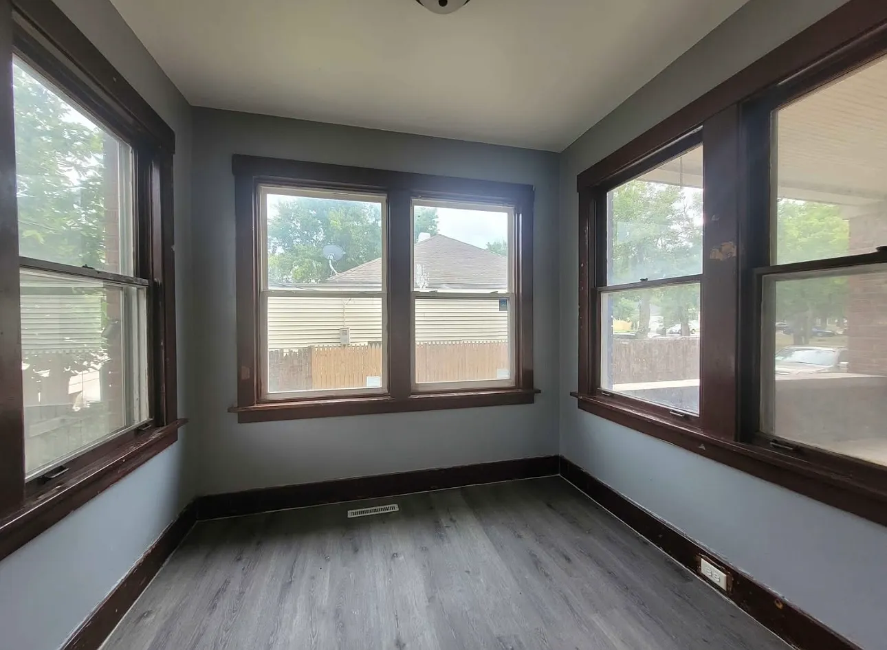 5 bed, 1.5 bath, $1,695 — Photo 2