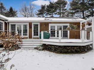 71 Island Dr, Coventry, RI 02816