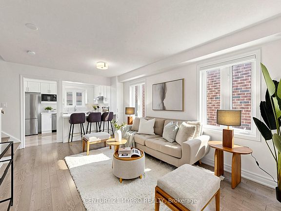 5th image of 74 Victoria Wood Ave