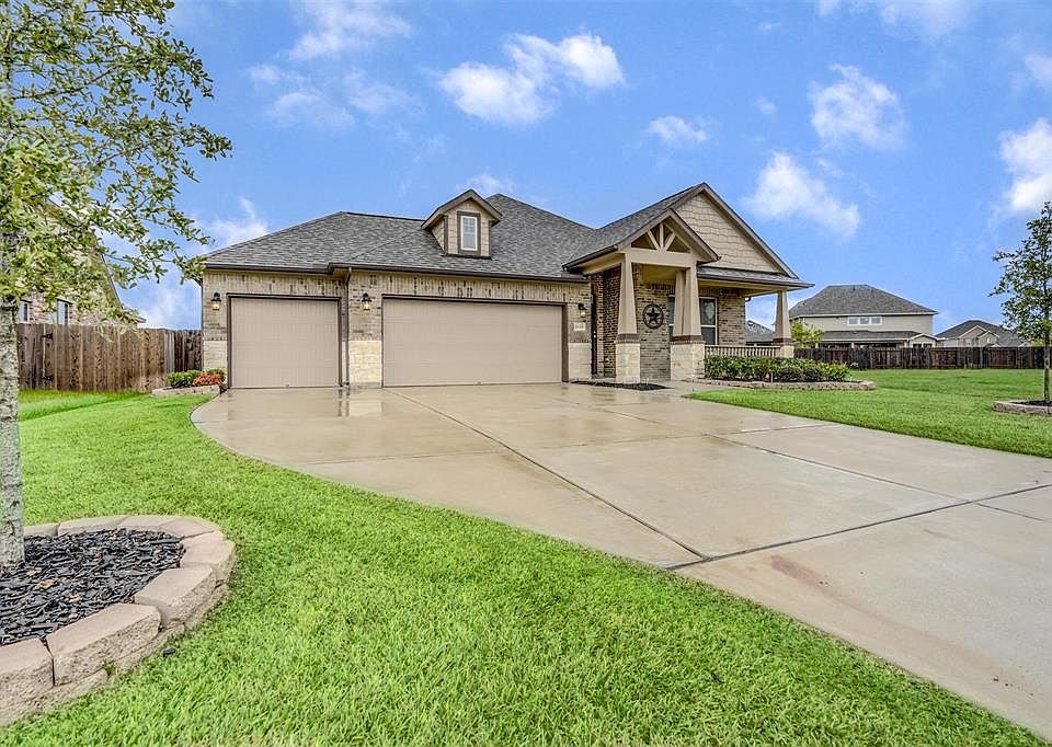 Stunning home with 3 car garage on oversized lot with a pool!