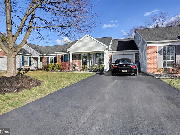 2nd image of 87 Greenspring Dr