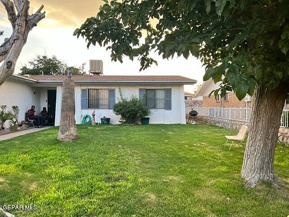 3rd image of 10549 Palomino St