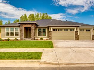 6105 SE Provence St, Hillsboro, OR 97123