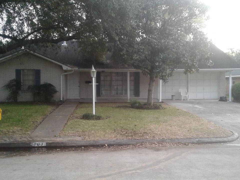 1st image of 703 Lindenwood Dr
