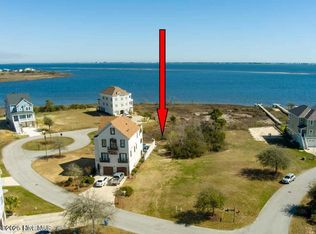 104 Greenhill Place, Newport, NC 28570