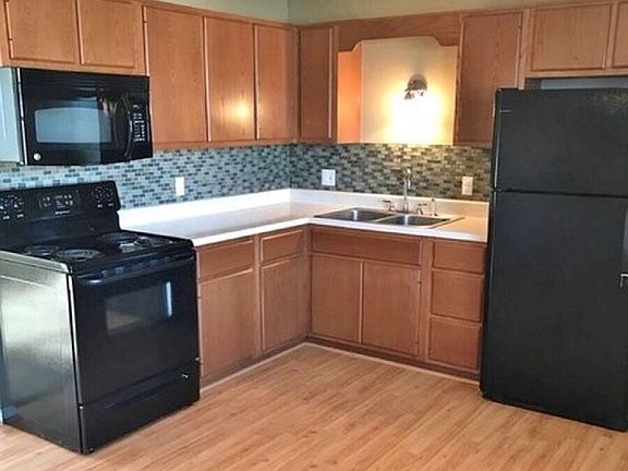 2nd image of 217 Kingswood Dr