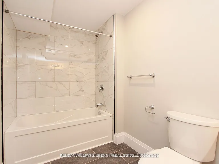 634 Wilson Rd N #LOWER — Photo 6