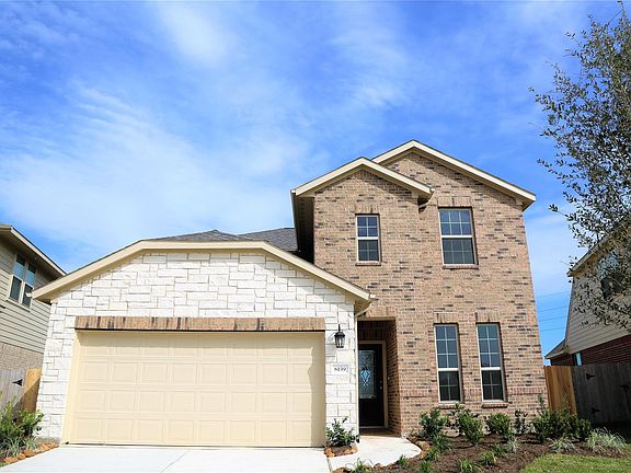 2nd image of 8139 Fairfield Manor Way