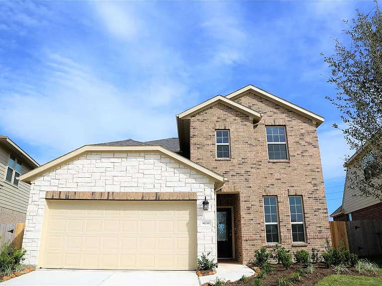 8139 Fairfield Manor Way — Photo 2
