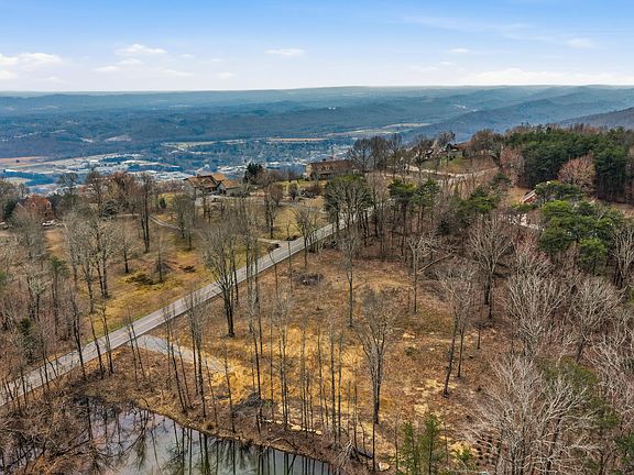 5th image of 8627 Brow Lake Rd