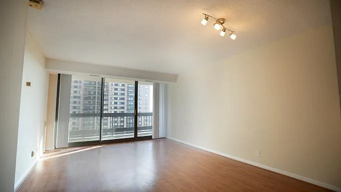 5505 Seminary Rd #1418N — Photo 2