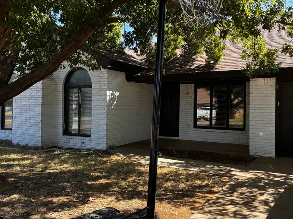 5815 75th St, Lubbock, TX 79424