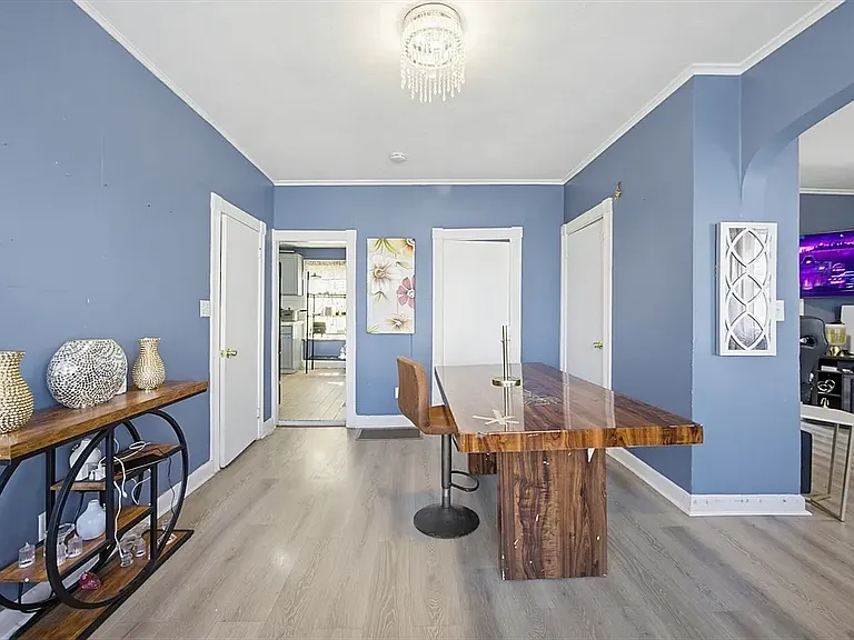 916 County St #3 — Photo 10