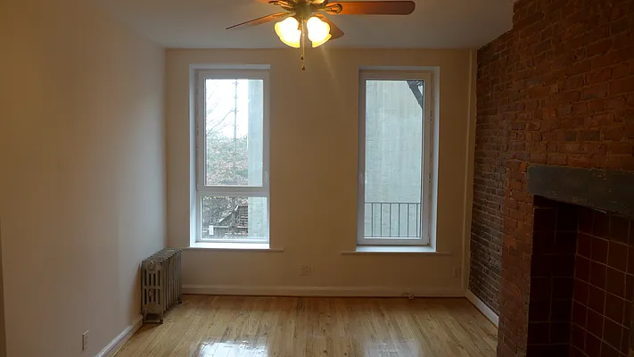 Rented by Garfield Realty  | media 21