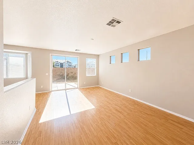 5925 Desert Twilight Ct — Photo 2