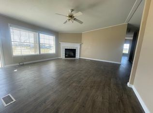 7000 Mitchell Dr, Terrell, TX 75160