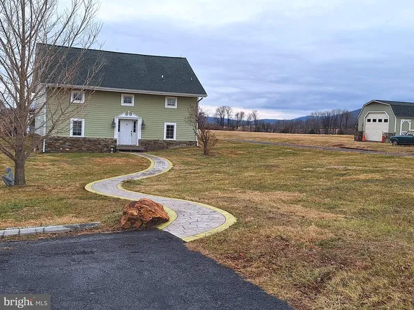 2254 Winchester Rd, Delaplane, VA 20144