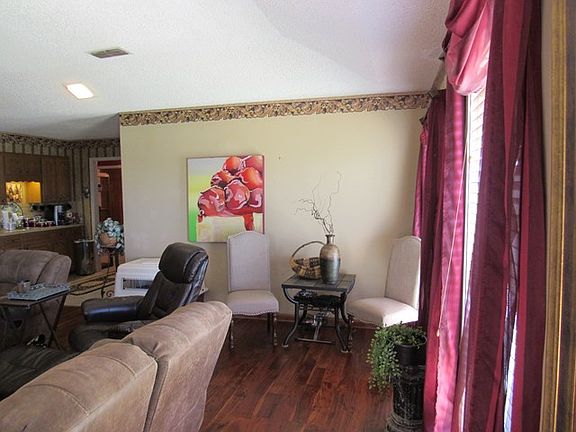 3rd image of 3502 Clark Dr
