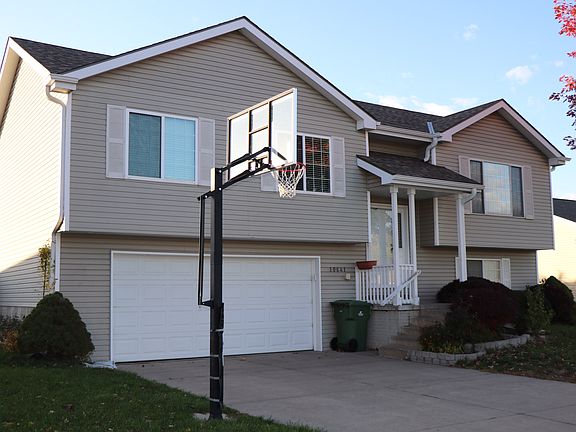 2nd image of 10641 N 135th St