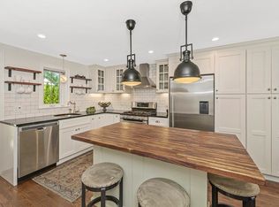 15 Coolidge Ave, Waltham, MA 02452