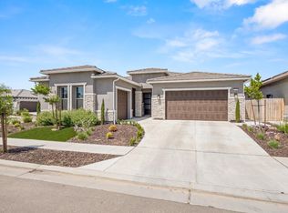 2759 N Douglas Ave, Fresno, CA 93727