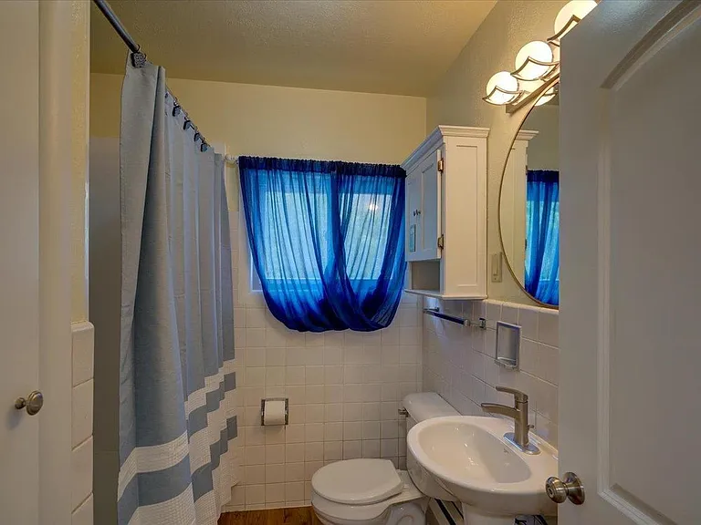 101 N Rosa Rd — Photo 17