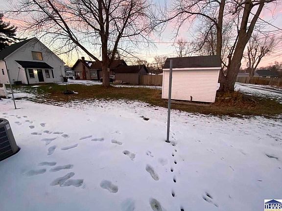 5th image of 533 Higgins St