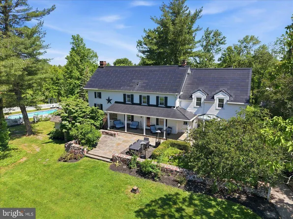 318 Welcome House Rd, Perkasie, PA 18944