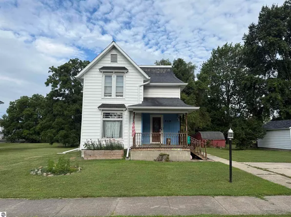316 S Main St, Ithaca, MI 48847