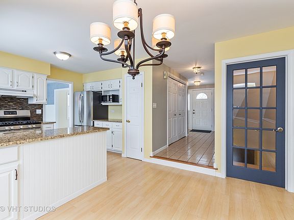 4th image of 140 Mainsail Dr