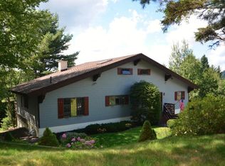 28 Tahawus Way, Lake Placid, NY 12946