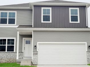 801 Fireside Dr NW, Bondurant, IA 50035