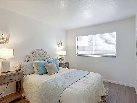2nd image of 29300 Dixon St APT 116