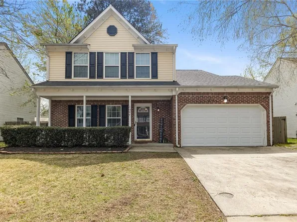 1406 Falcon St, Suffolk, VA 23434