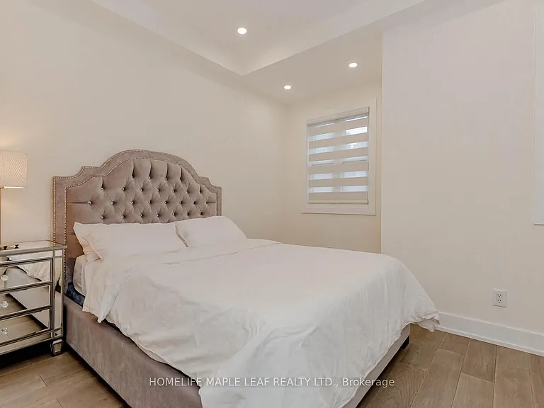56 Saint Nicholas St — Photo 14
