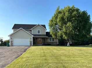 10058 Carroll Rd, Columbus, MI 48063