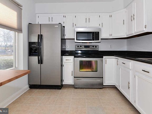 3rd image of 2225 Christy Pl
