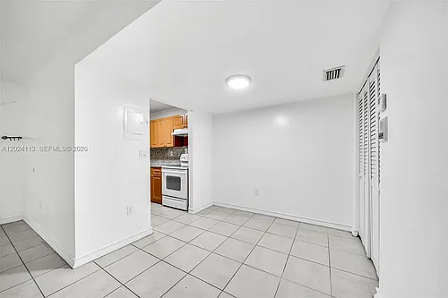 2011 NW Bay Dr Photo 1