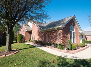 10541 Dove Chase Cir, Louisville, KY 40299