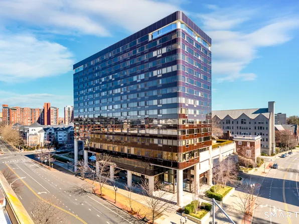 127 Greyrock Place #609, Stamford, CT 06901