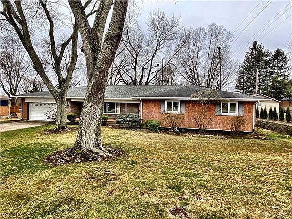 3rd image of 5450 Savina Ave