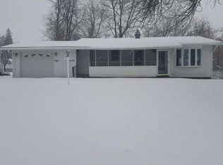 31 Dover St, Massena, NY 13662